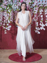 WHITE PRINCESS FLARE FEATHERFALL CAPE SET