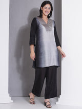 BLACK BRILLIANCE V-YOKE NECKLINE CO-ORD SET