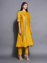GOLDEN RUFFLE KURTA SET